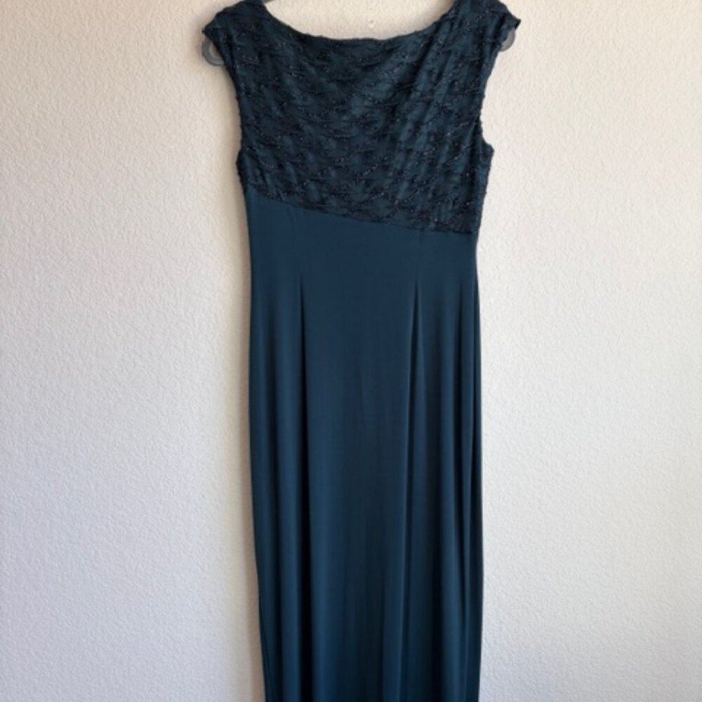 Connected Apparel Dk Green Embellished Evening Gown Size 4 Elegant Gala Formal - Picture 4 of 10